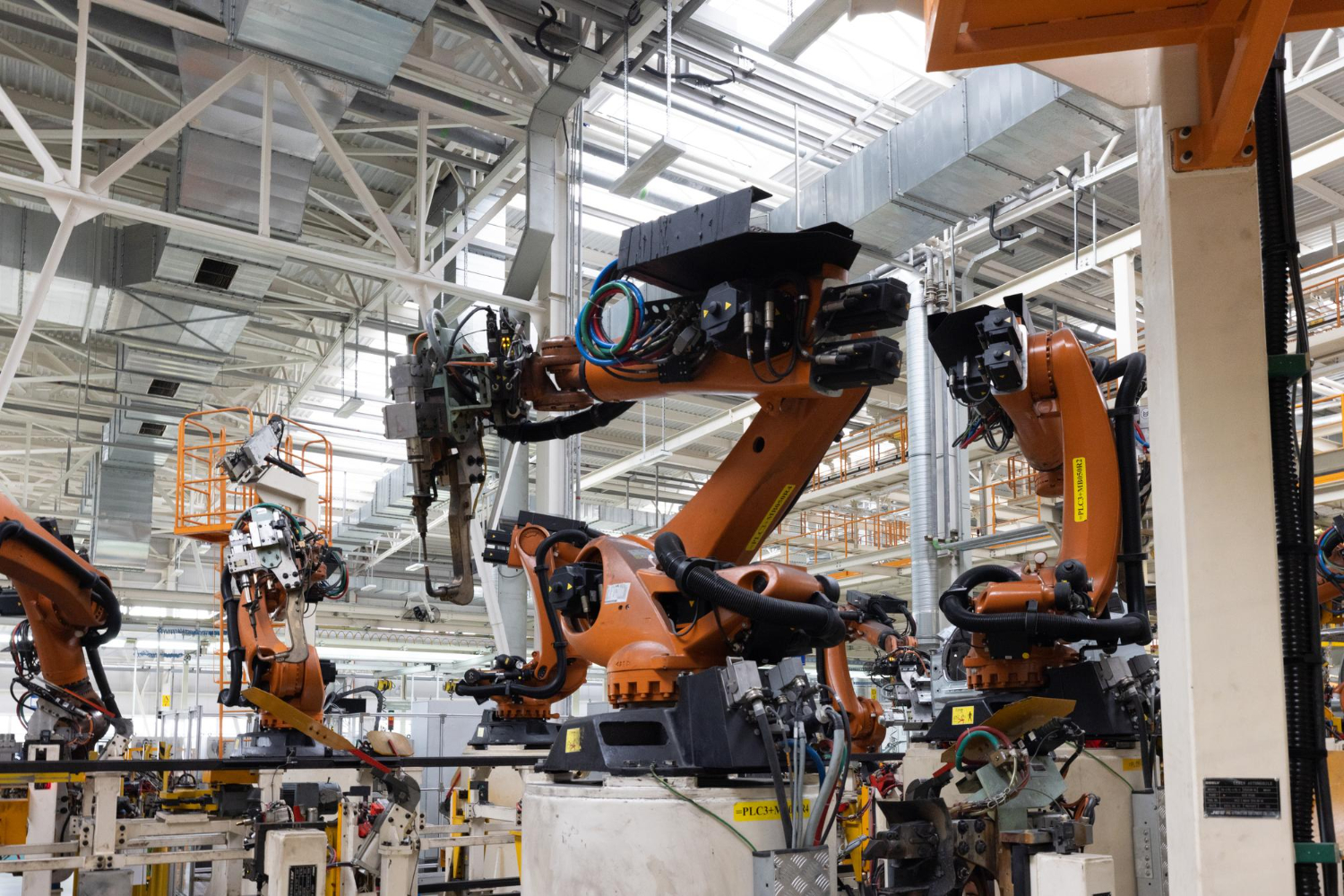 maszyny w przemyśle -automatyzacja przemysłu