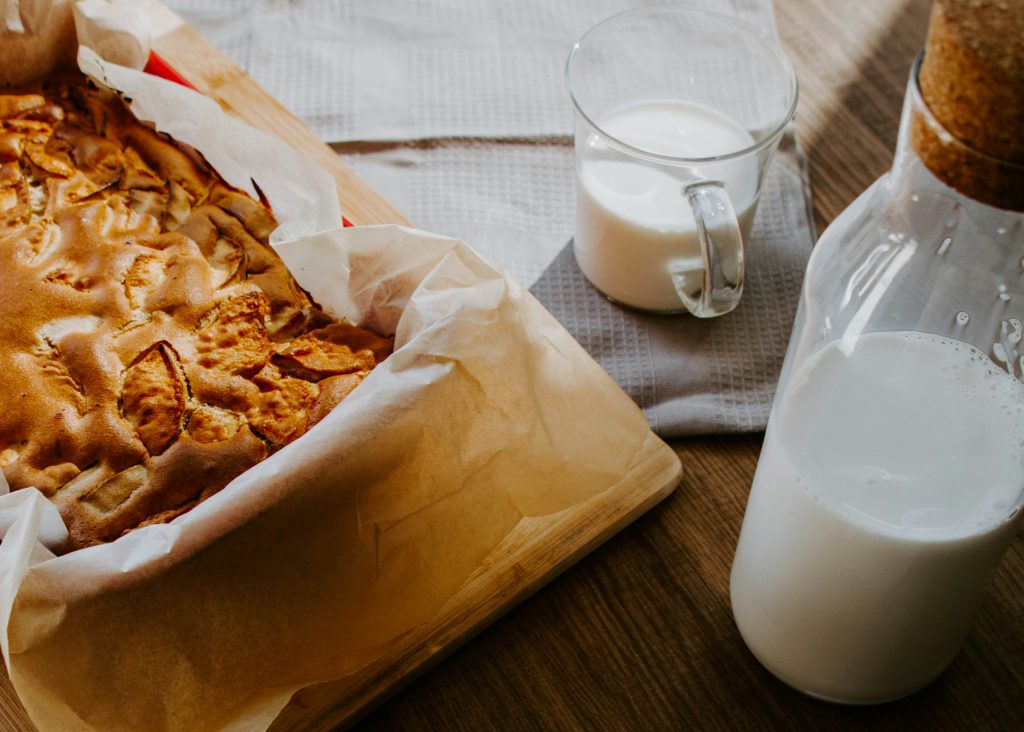 zdjęcie jedzenia: ciasto i mleko