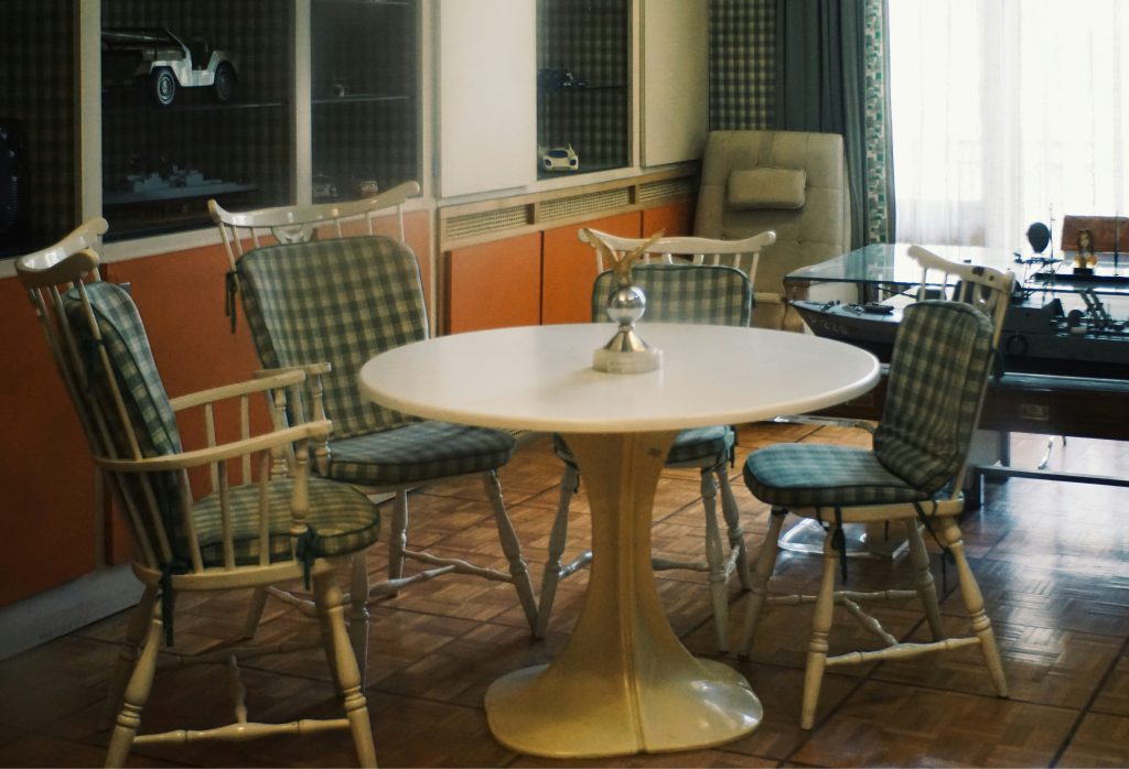 zdjęcie pokoji w stylu lat 60